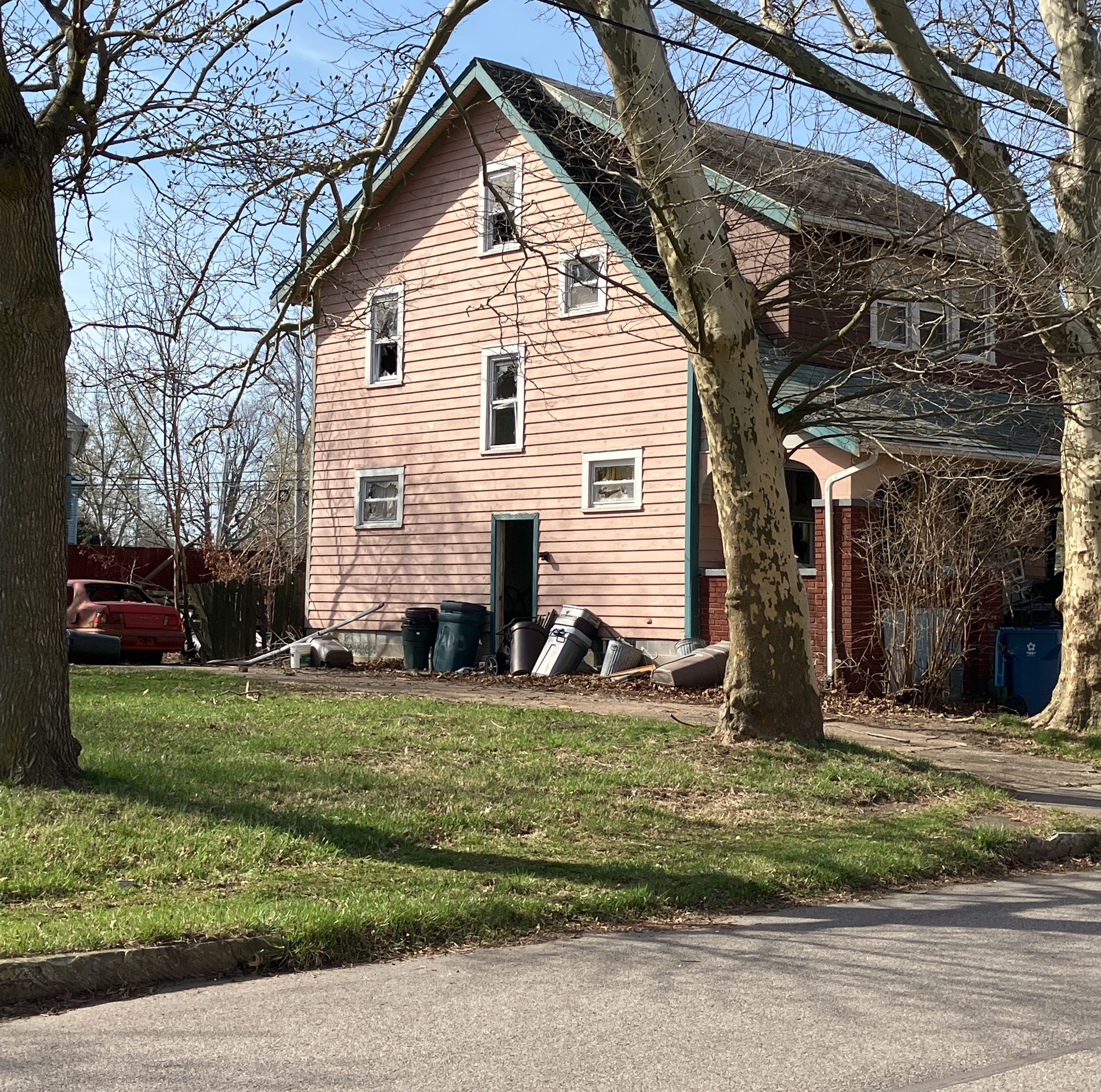 415 W 15th St Before